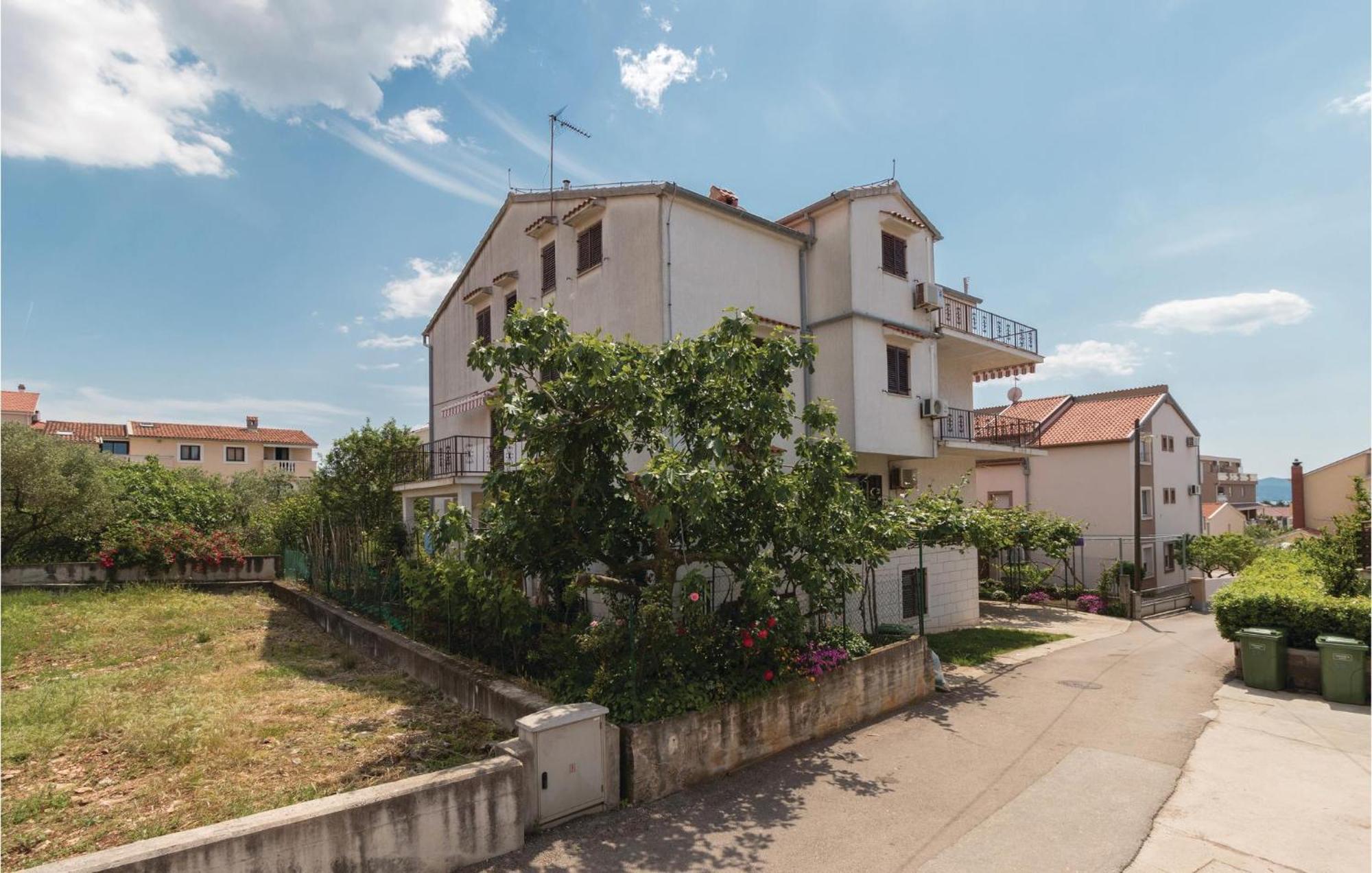 Nice Apartment In Zadar With Wifi Kültér fotó
