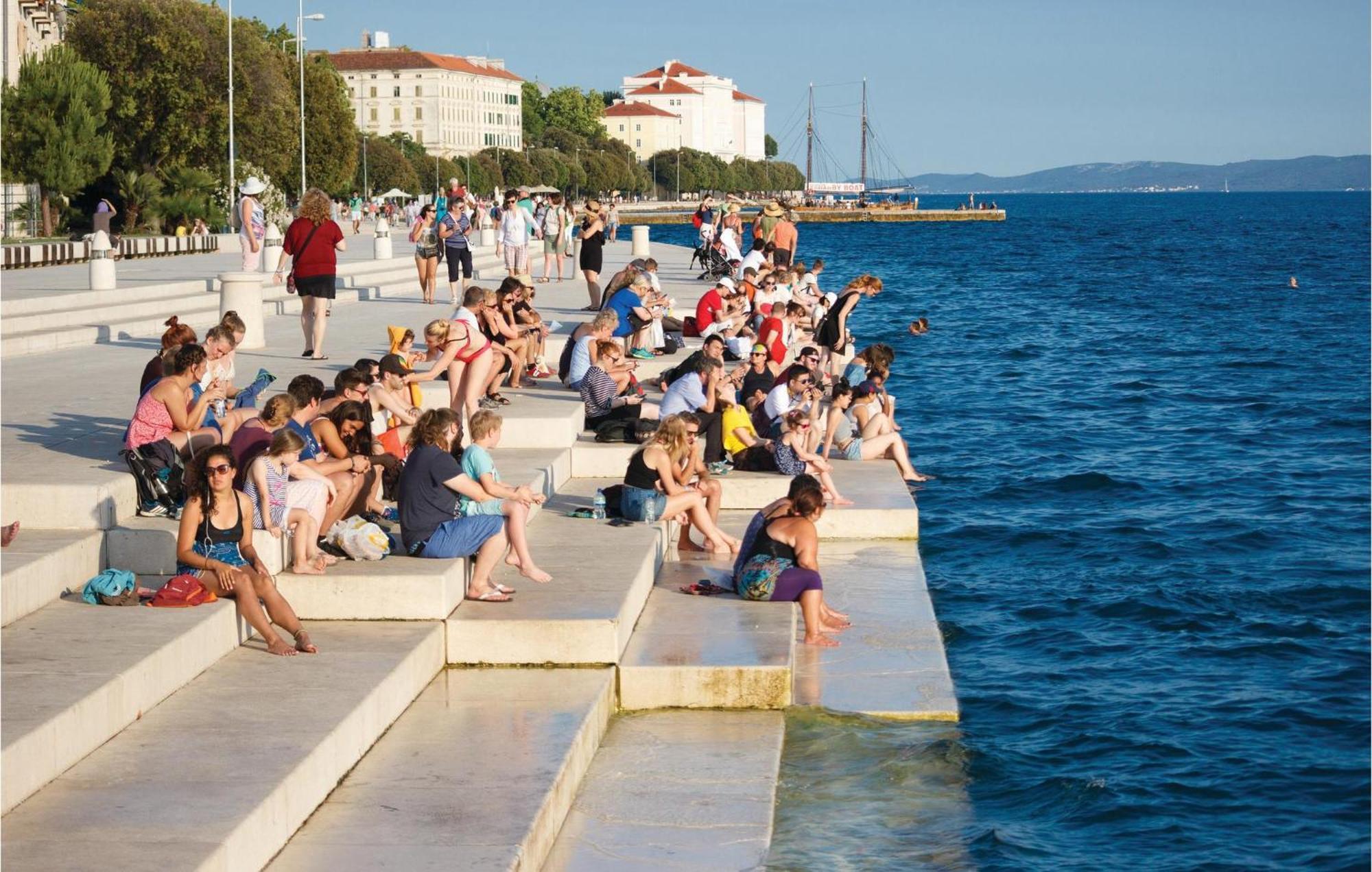 Nice Apartment In Zadar With Wifi Kültér fotó