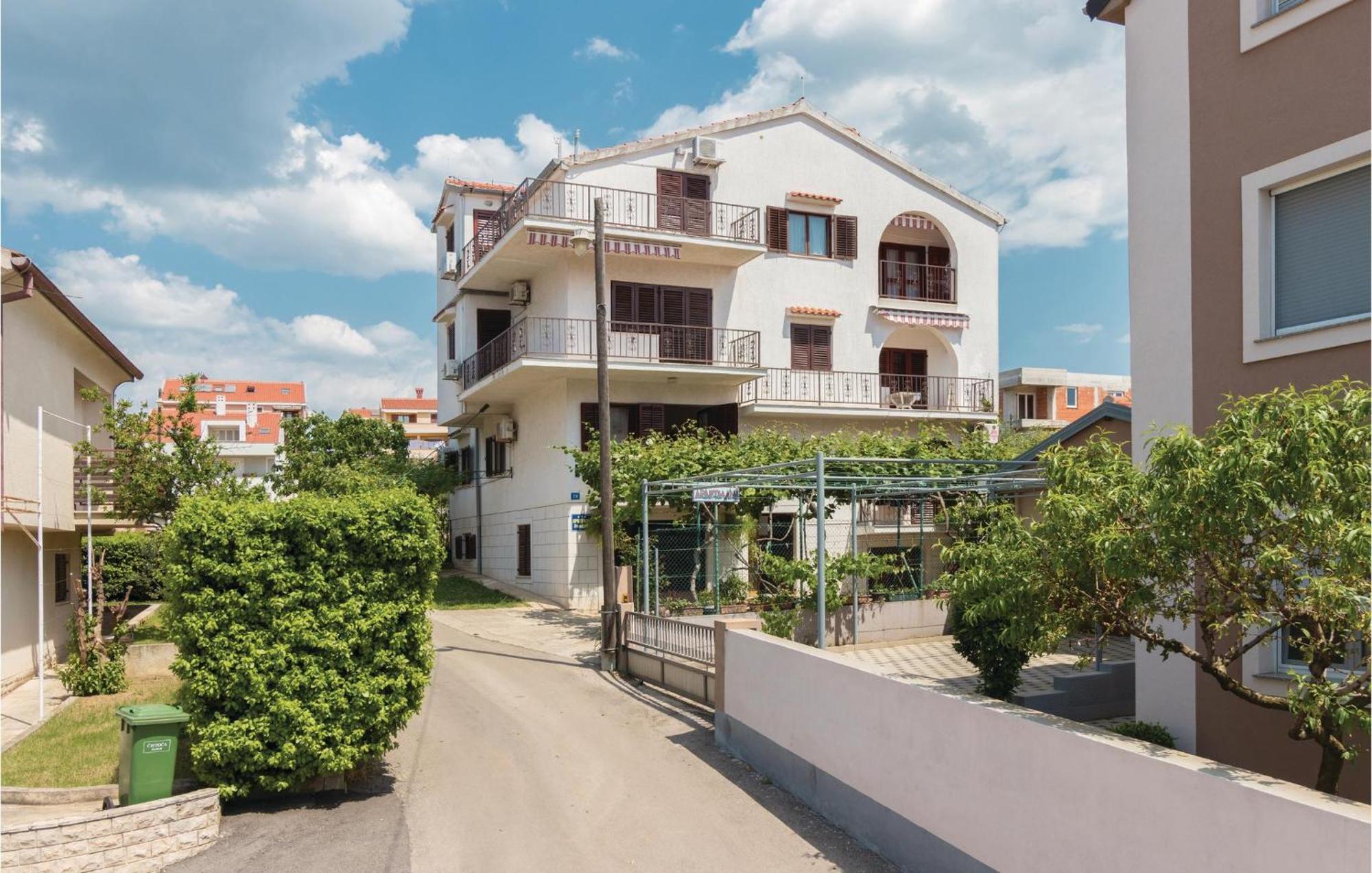 Nice Apartment In Zadar With Wifi Kültér fotó