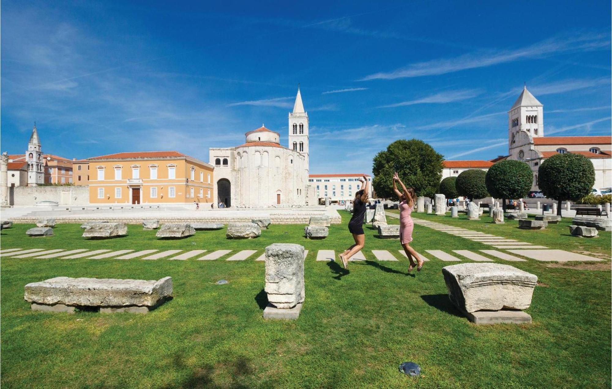Nice Apartment In Zadar With Wifi Kültér fotó